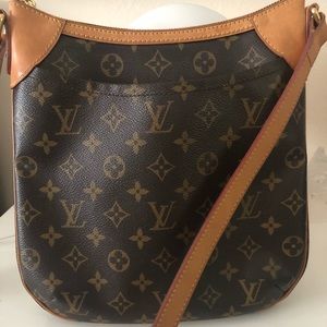Louis Vuitton crossbody